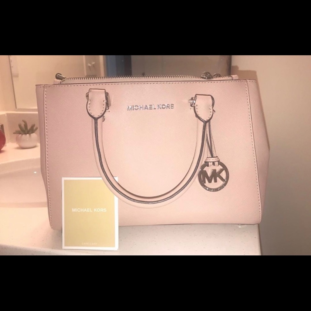 Michael Kors shoulder strap Purse
